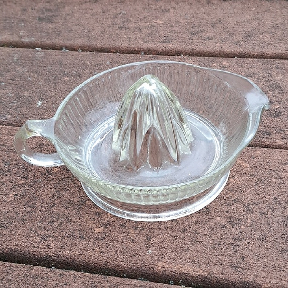 Vintage Clear Glass Juicer